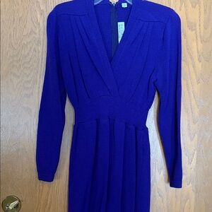 St. John Elegant Purply Blue Women's Dress Sz 4 14”P2P 34”L